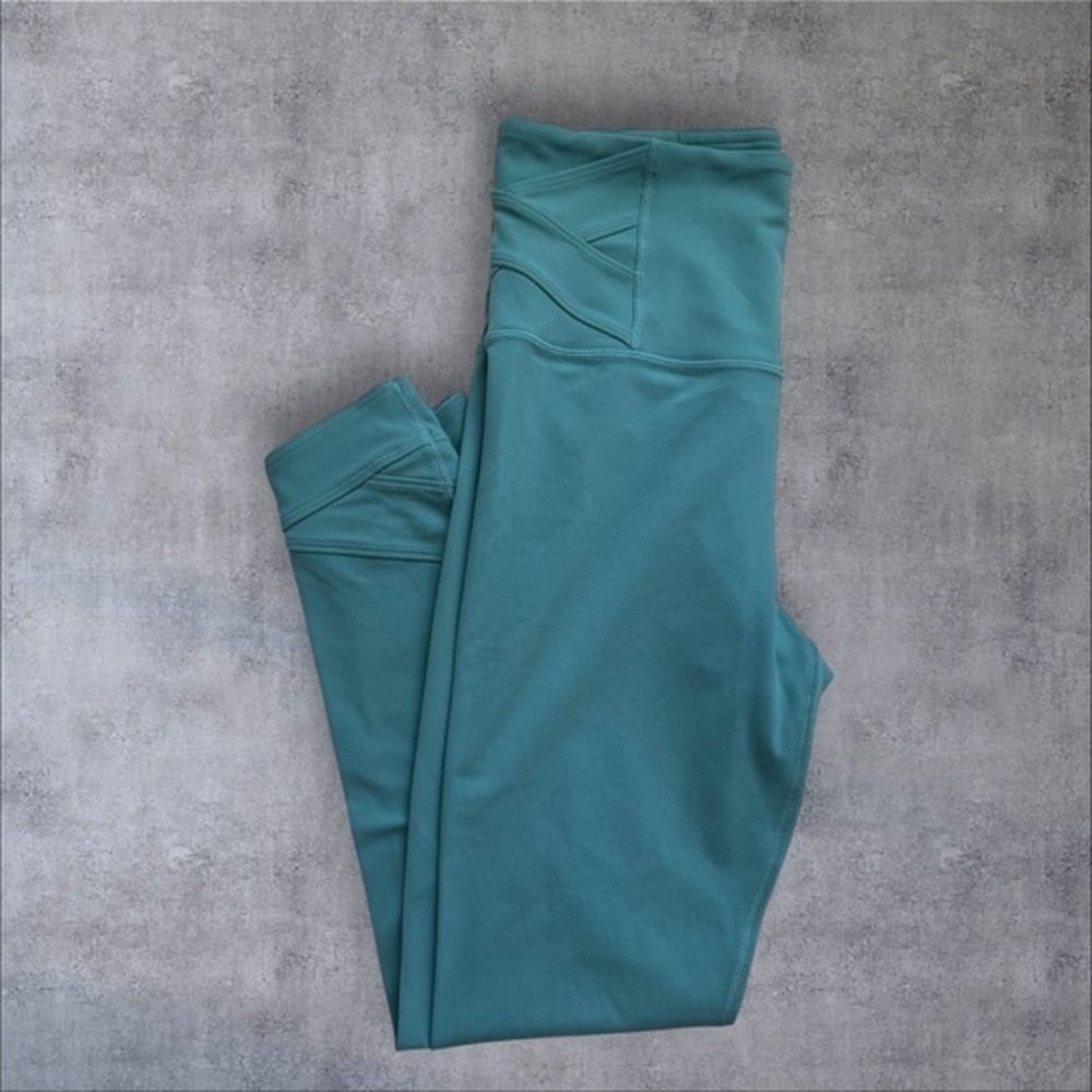 Athleta Elation Pirouette 7/8 Tight Leggings – Teal Blue, Size S